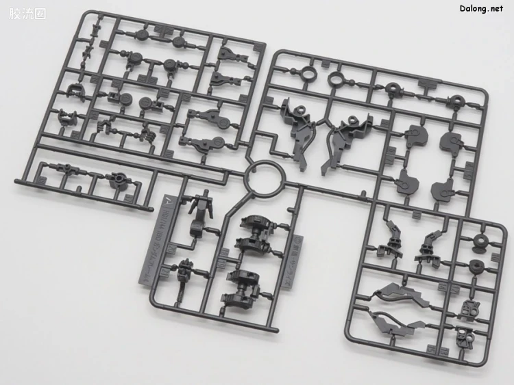 高达铁血的奥尔芬斯 HG 1/144 普通版 43 高达阿斯蒙蒂斯 - 图片